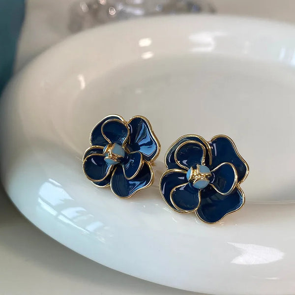 New Arrival Retro Light Luxury French Blue Camellia Stud Earrings For Women Fashion Elegant Metal Jewelry Accessories
