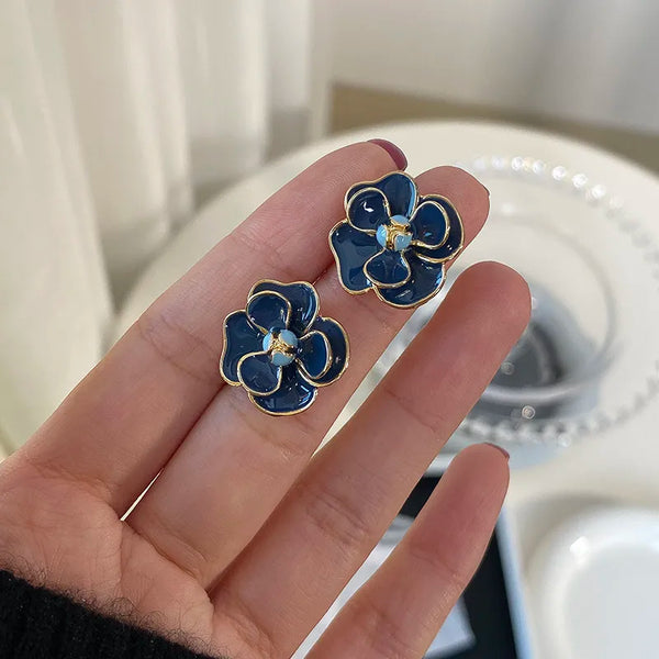 New Arrival Retro Light Luxury French Blue Camellia Stud Earrings For Women Fashion Elegant Metal Jewelry Accessories