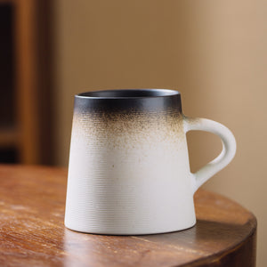 Handgefertigte japanische Keramik-Retro-Tasse